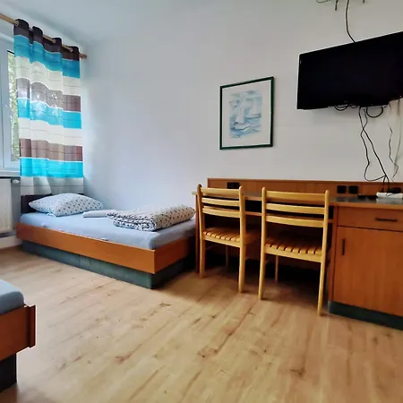 Pokoje 24h Ul. Bagrowa Hotel