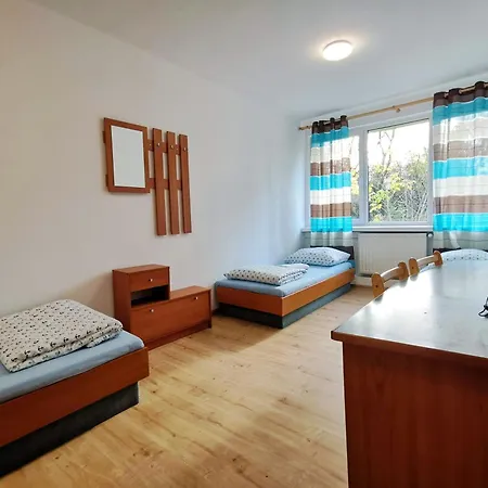 Pokoje 24h Ul. Bagrowa *