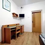 Pokoje 24h Ul. Bagrowa Hotel