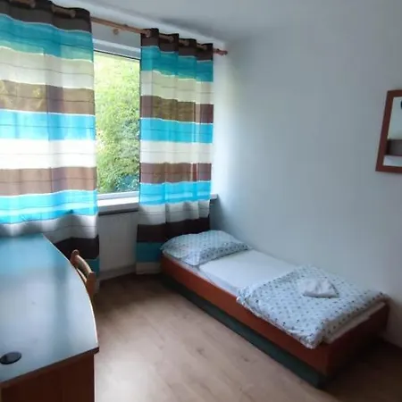 Pokoje 24h Ul. Bagrowa Hotel Krakau