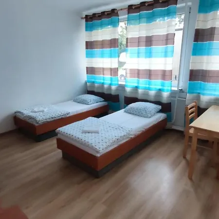 Pokoje 24h Ul. Bagrowa Hotel Krakau