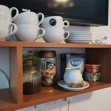 Pokoje 24h Ul. Bagrowa Hotel *