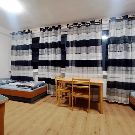 Hotel Pokoje 24h Ul. Bagrowa Krakau