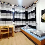 Pokoje 24h Ul. Bagrowa 酒店 *