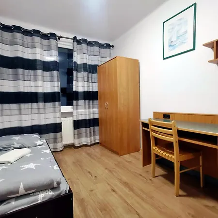 Hotel Pokoje 24h Ul. Bagrowa *